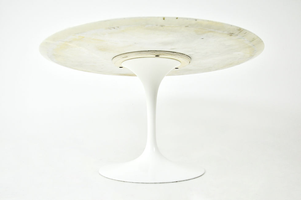 Thumbnail: Dining table by Eero Saarinen for Knoll International, 1960s