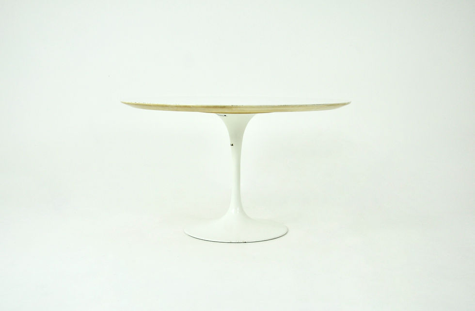Thumbnail: Side table by Eero Saarinen for Knoll International, 1960s