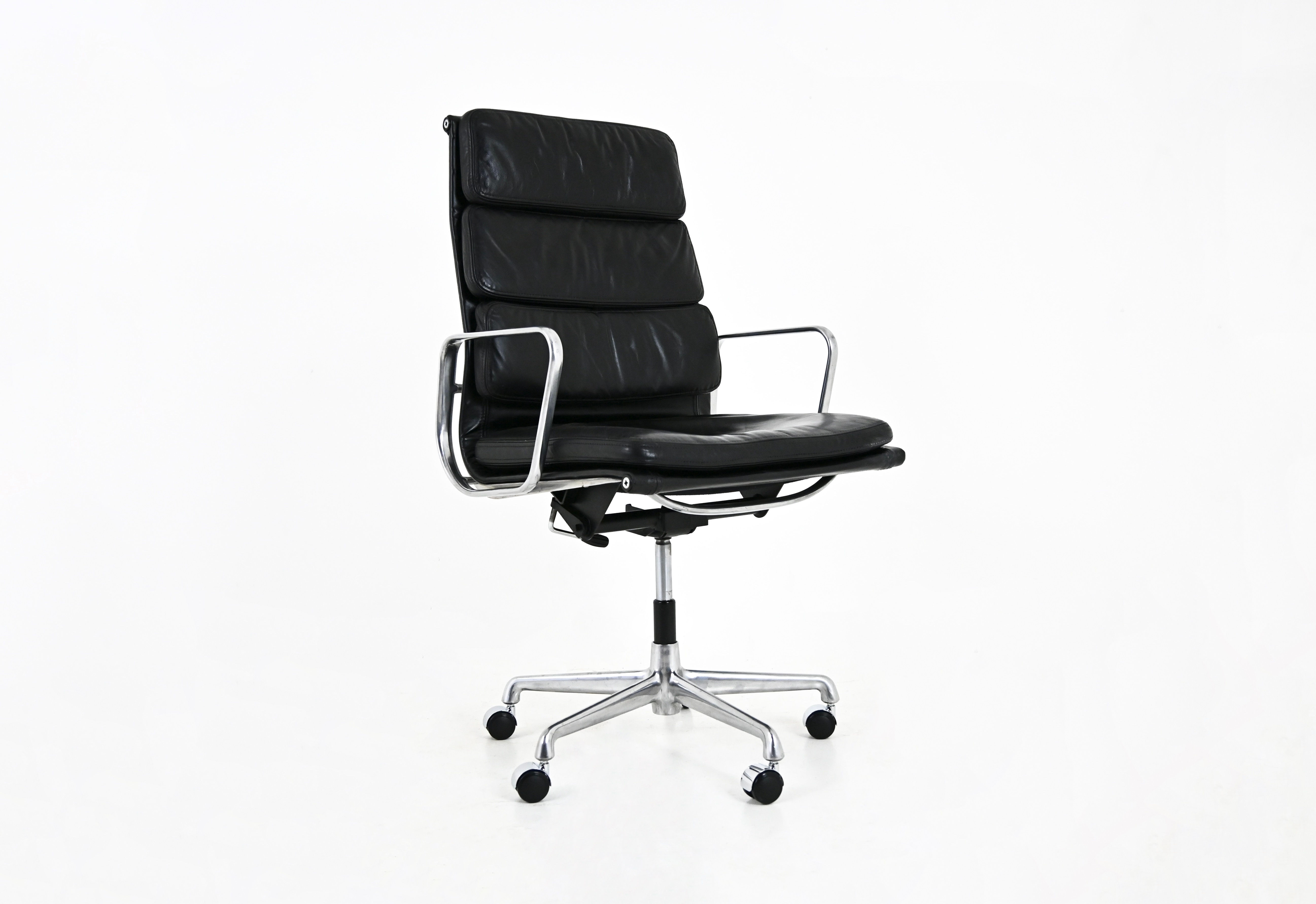 Soft Pad Desk Chair by Charles & Ray Eames for Herman Miller, 1970s