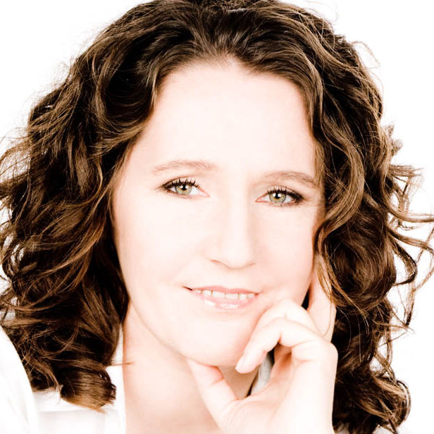 Dr. Karin Hrnjak