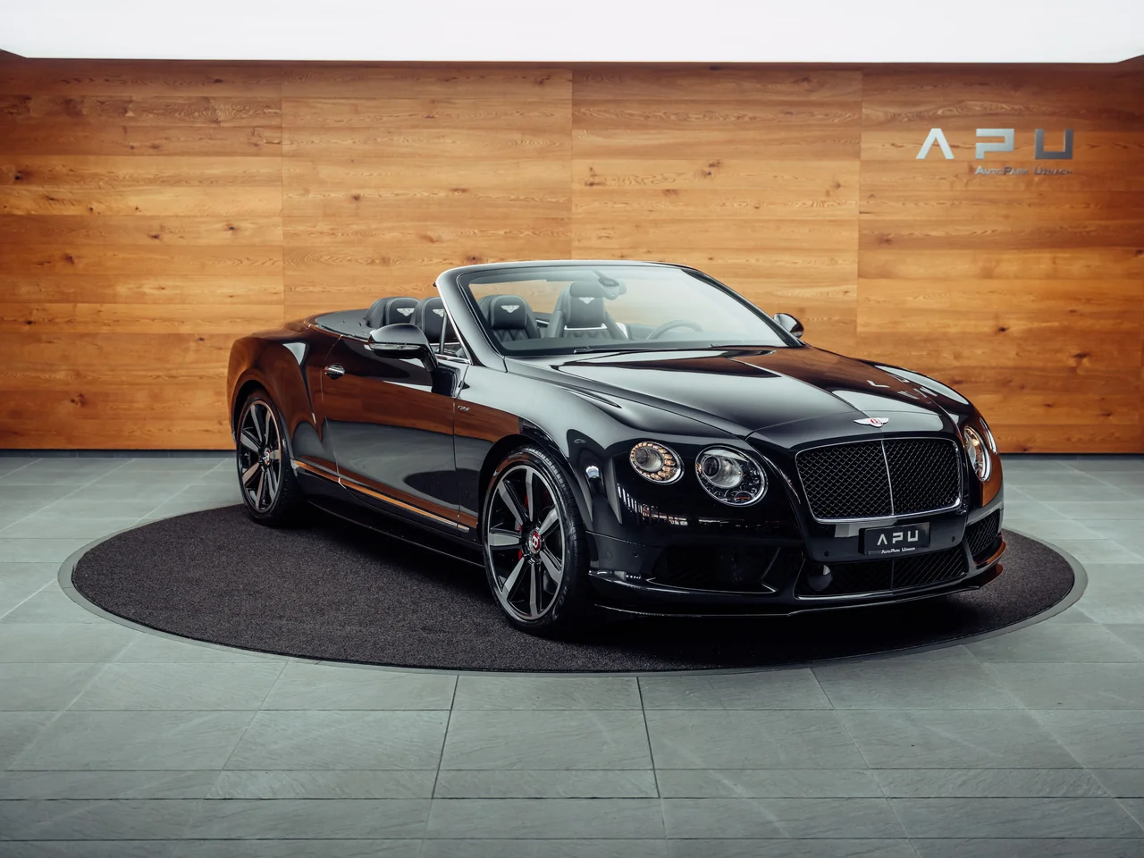 Continental GTC 4.0 V8 S