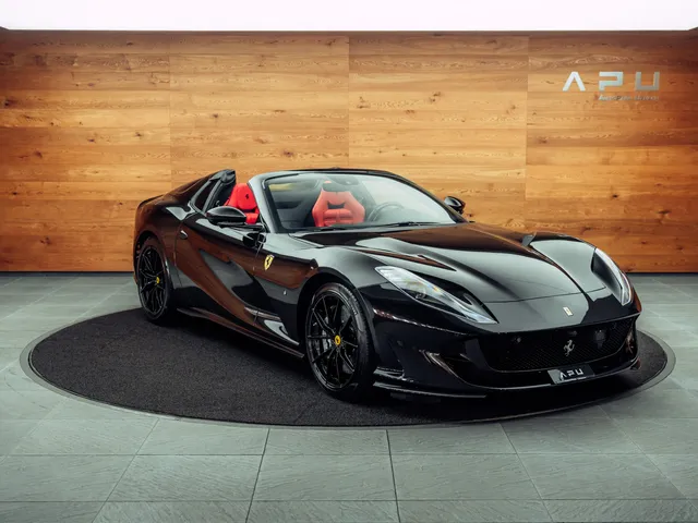 Ferrari 812