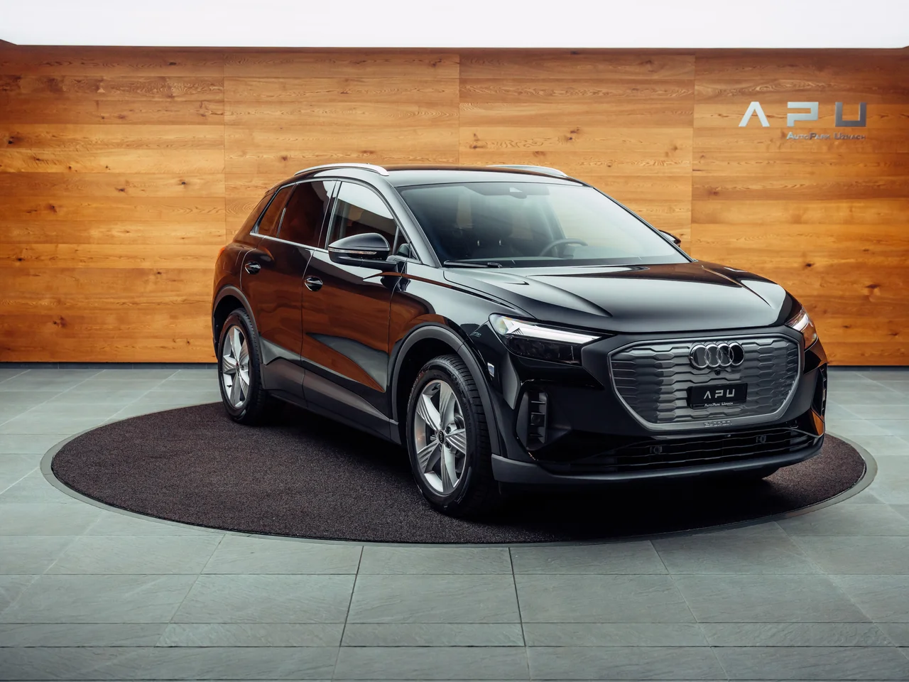 Q4 e-tron 35