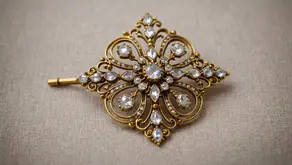  Antique Brooches in Modern Bridal Fashion: A Closer Look at Wedding Trends