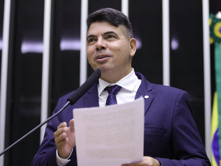 Deputado Messias Donato apresenta projeto para impedir doações indiscriminadas de bens da União a governos estrangeiros