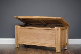 Donny Blanket Box 2.jpg