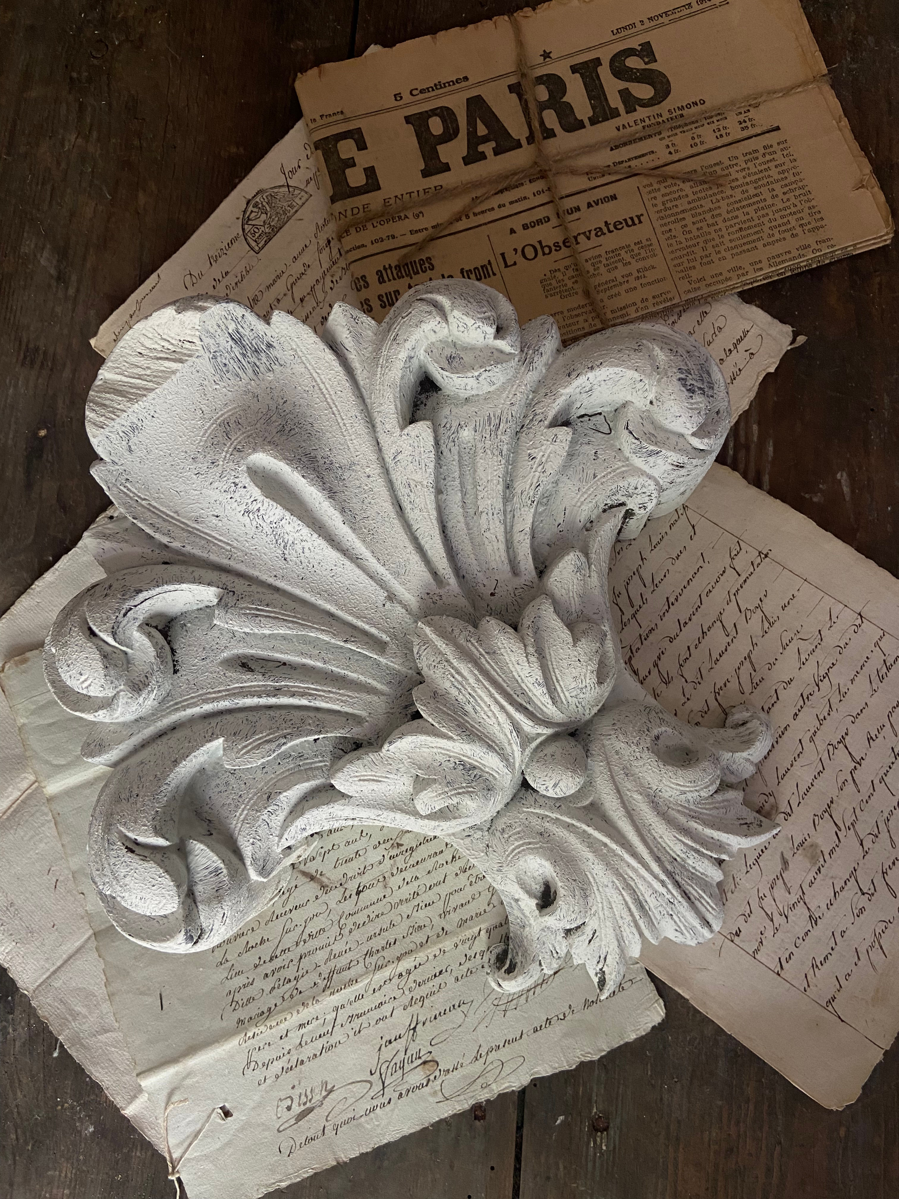 Stunning Heavy Wood Carving
