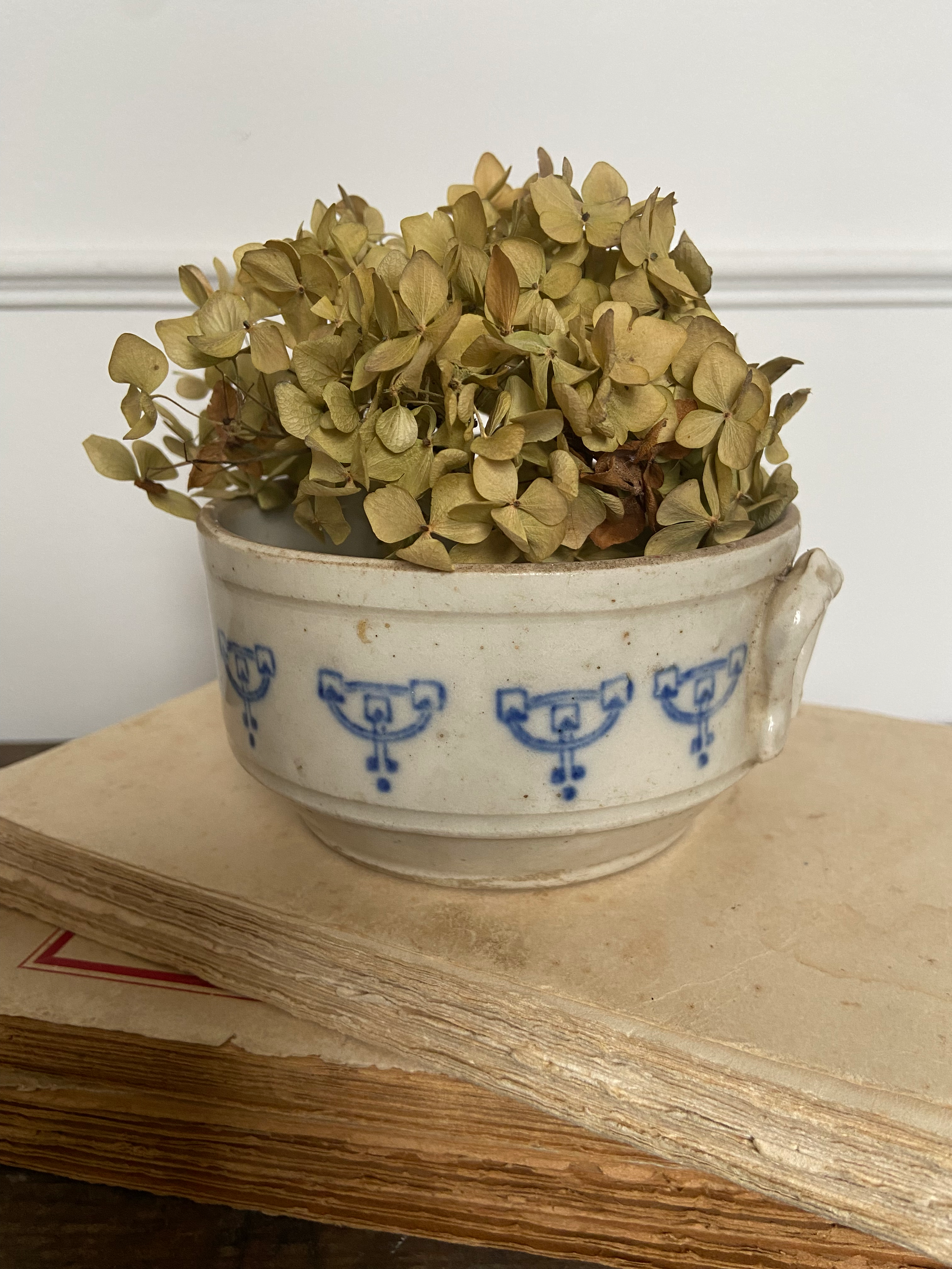 Lovely Patterned Stoneware Soup Bowl