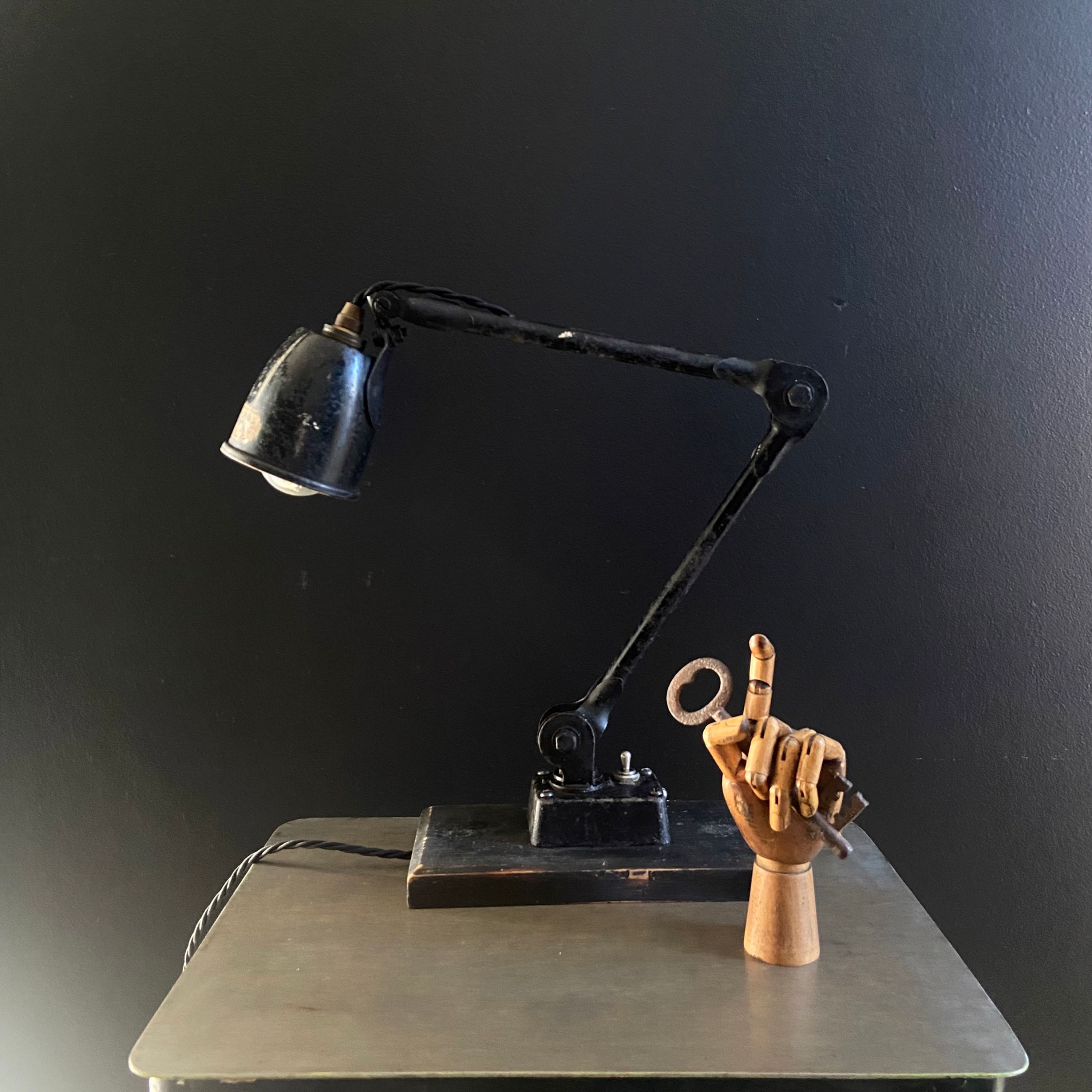 Rare Vintage Industrial Work Lamp