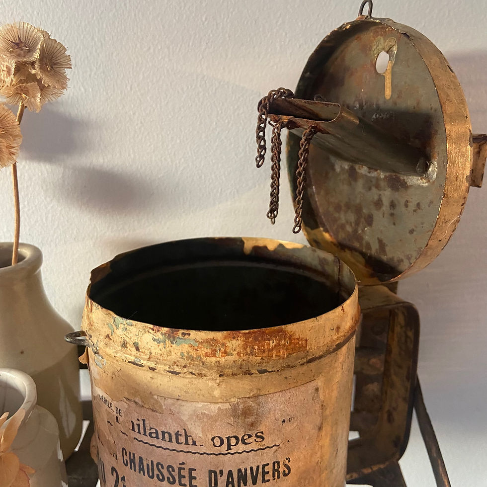 Thumbnail: Vintage French Collection Tin. 