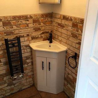 brick cloakroom sink.jpg