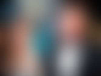 Após 7 anos separados, Brad Pitt e Angelina Jolie assinam divórcio.