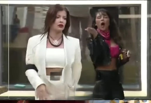 🔥TRETAAAA! Nadja e Jaquelline Treta feio. Nadja detonou Jaque de ser queimada aqui fora.
