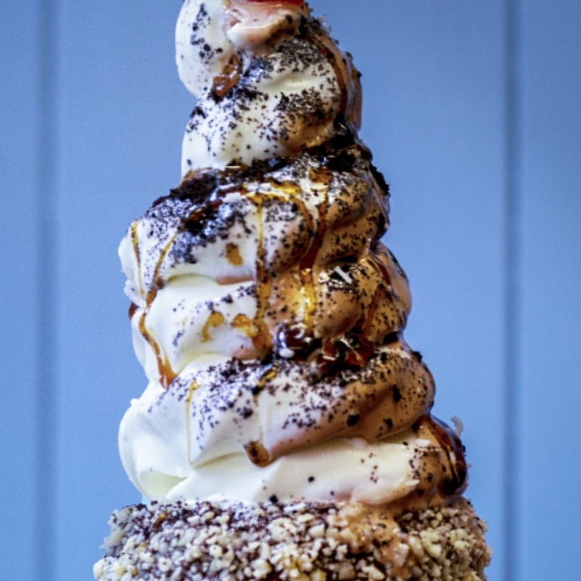 Roll On Two brings Chimney Cakes to Halifax, Canada
