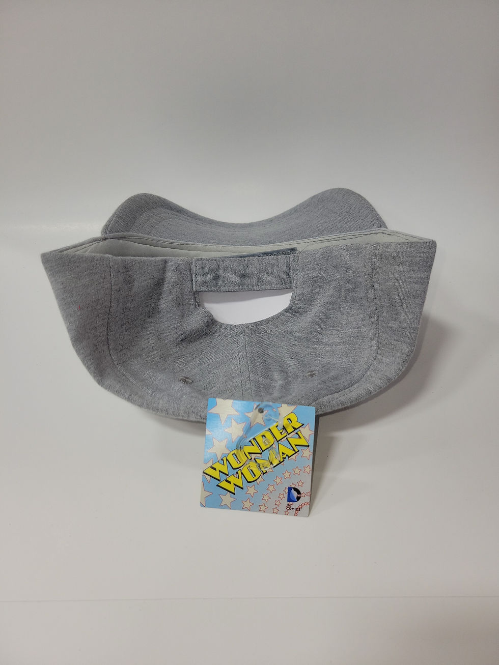 Thumbnail: Wonder Woman Kids hat