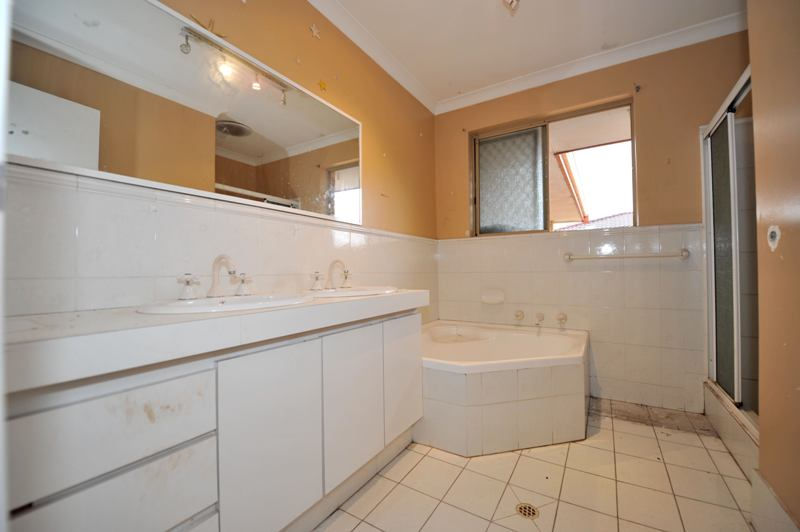 Bathroom Renovation Kardinya