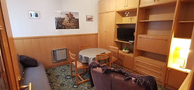 VIVIENDA EXCLUSIVA PARA PROFESORADO. Precioso apartamento en el centro de Miranda de Ebro, con ascensor a cota cero. Dispone de 1 dormitorio, 1 baño y calefacción eléctrica por radiadores.