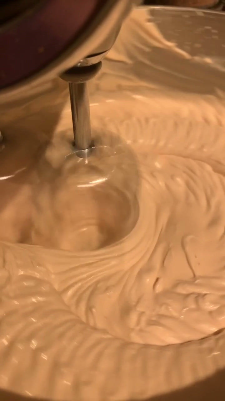 Thumbnail: Pink Peppermint Snow Triple Whipped Body Butter