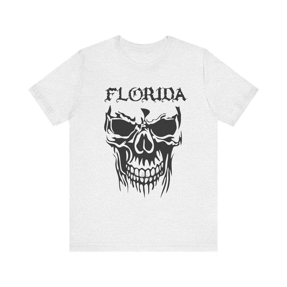 Thumbnail: Men's Menacing Skull Head Jersey Short Sleeve Tee