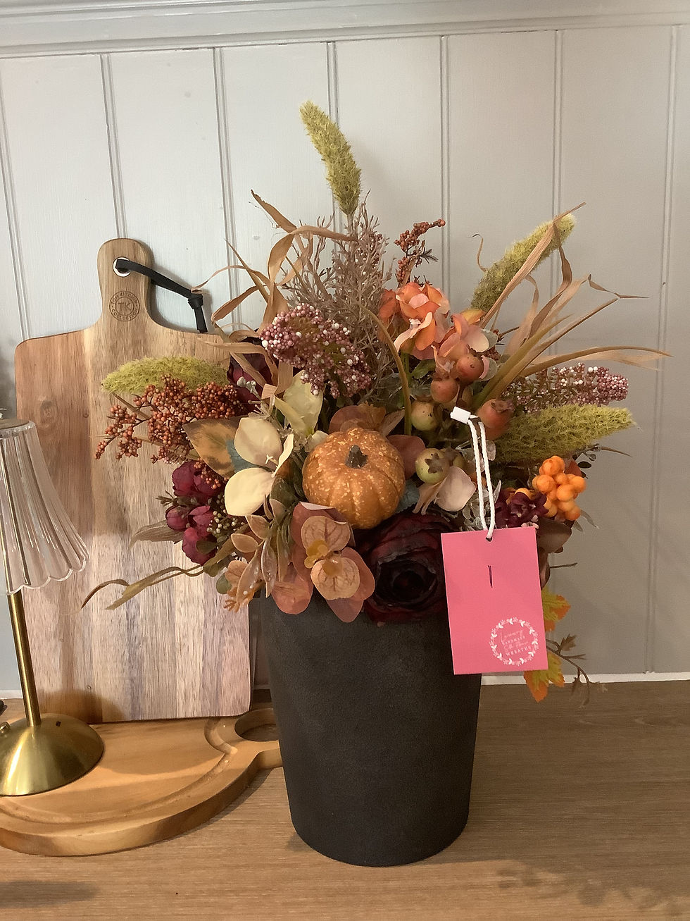 Thumbnail: Autumn arrangement 