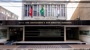 OAB-PB realiza desagravo contra agressão sofrida por advogada no Fórum de Soledade