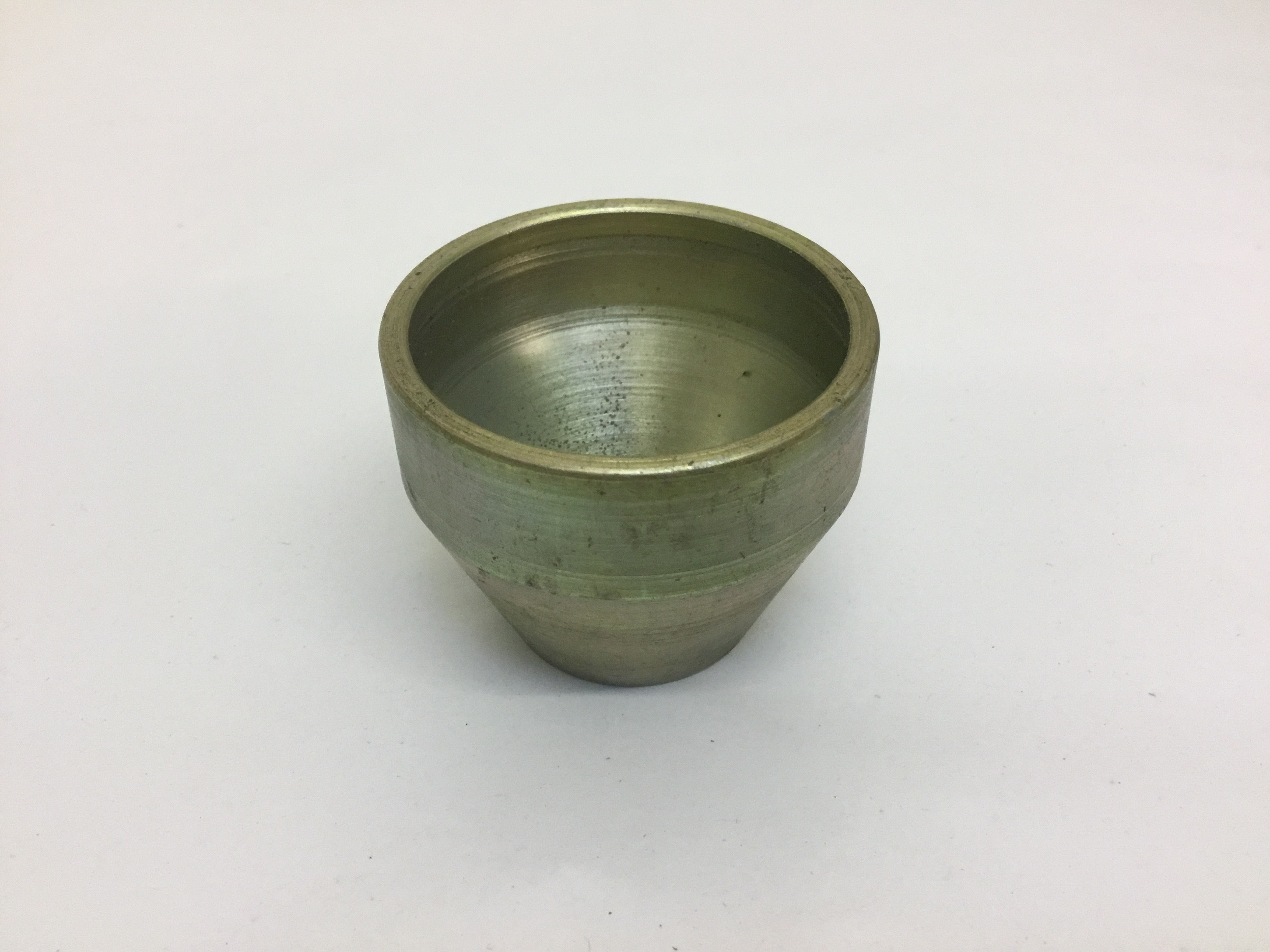 M19 - 18mm Spark Plug Cup