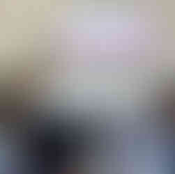 Cristina Palhares, da ANEIS, apresenta palestra sobre sobredotação na biblioteca do Externato Paulo VI.