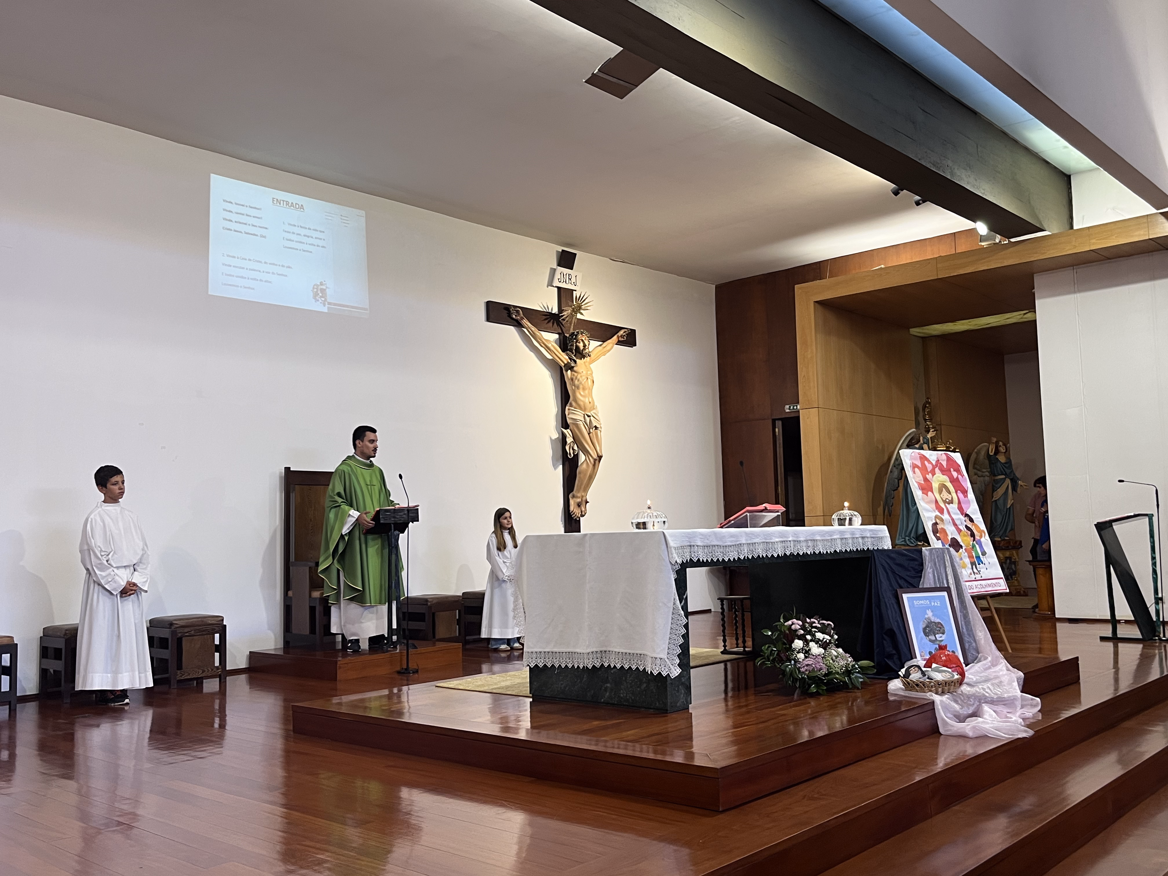 Eucaristia de Abertura solene do ano letivo presidida por Padre Miguel Rodrigues