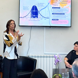 Cristina Palhares, sob moderação da Psicologa Céu Henriques, alertou para sinais de sobredotação muitas vezes ignorados