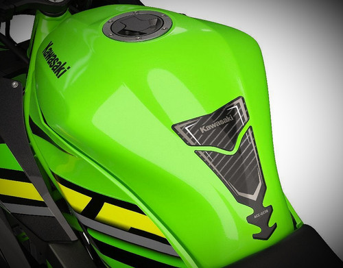 ひろ ひろか ヒロ 2024 Kawasaki Ninja® ZX™-6R Pearl Robotic White/Metallic