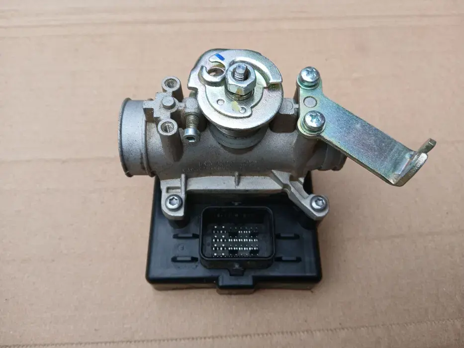 Drosselklappe Drossel Peugeot Speedfight 4 2003393400