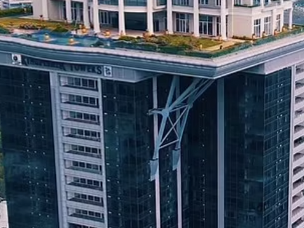 The mansion on top of a skyscraper…whose owner will probably never set foot in it