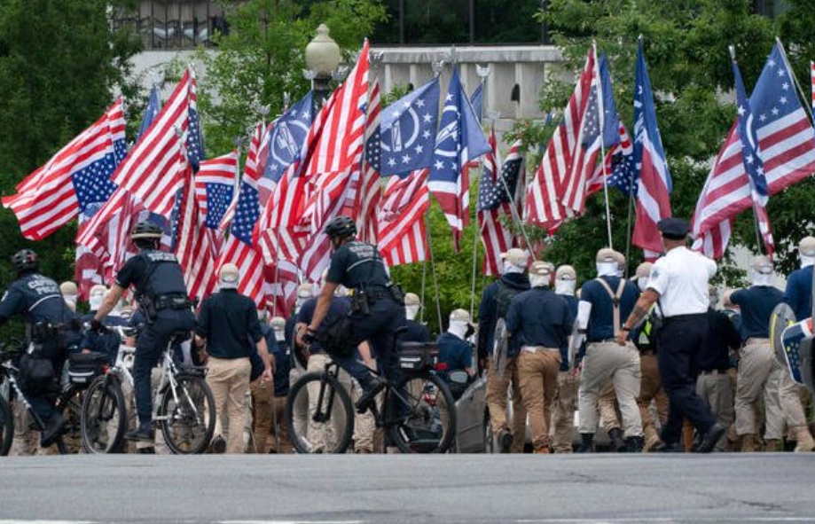 Dozens of Troops Suspected of Advocating Overthrow of US Government, New Pentagon Extremism Report 