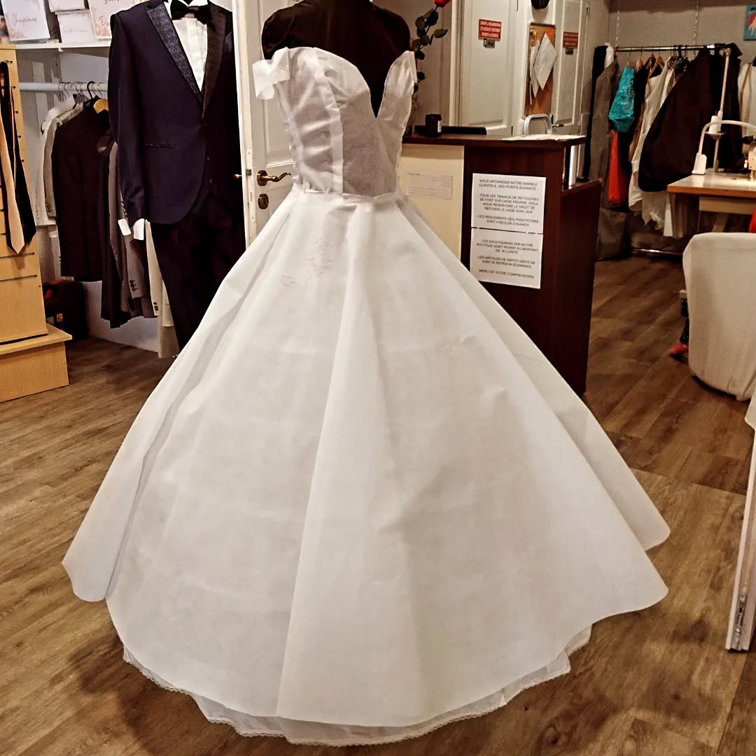 Suivi de création sur mesure mariage Maryline Devaux Fréjus