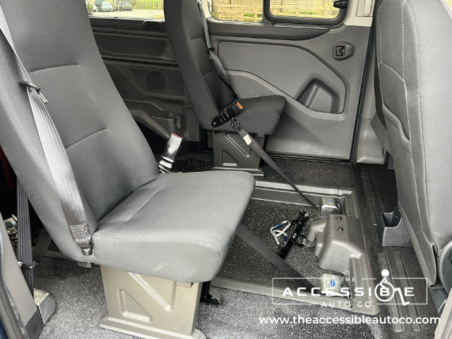 Thumbnail: 2018 - AUTO Ford Tourneo Custom Titanium Independence 2.0 TDCI - 5 Seater - WAV
