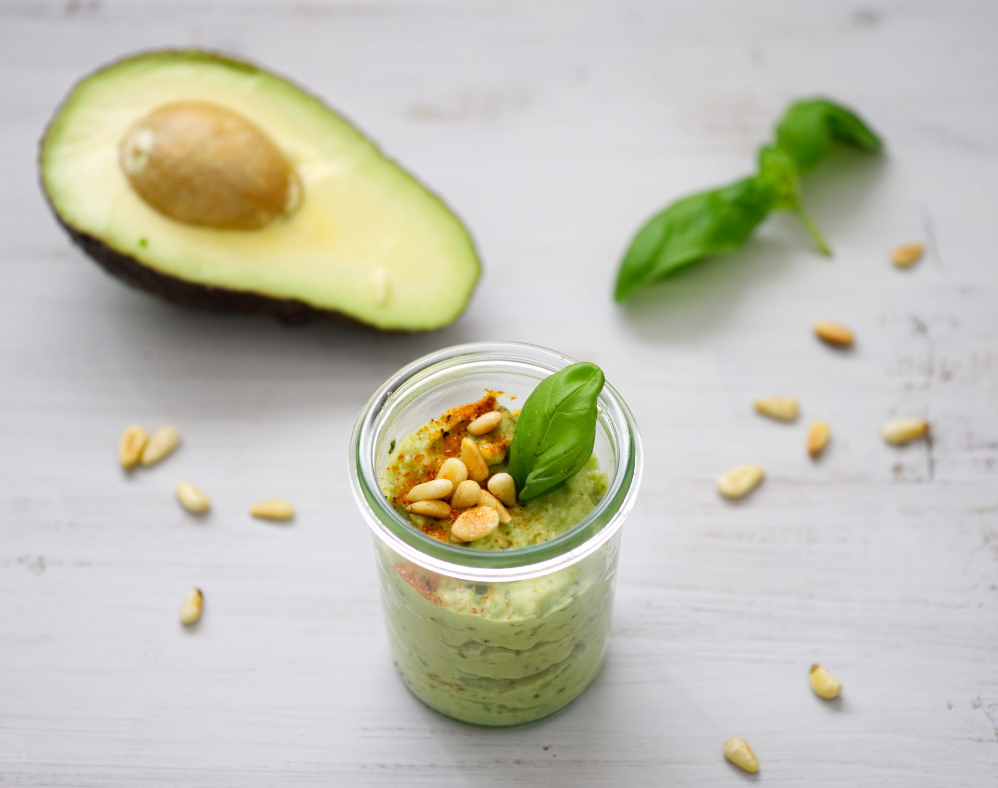 Avocado, Pesto
