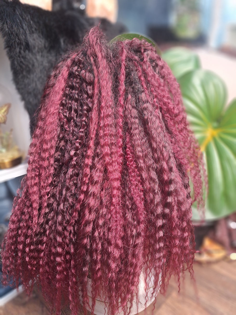 Miniaturbild: Curly Dreads  Rot mit dunklem Ansatz 