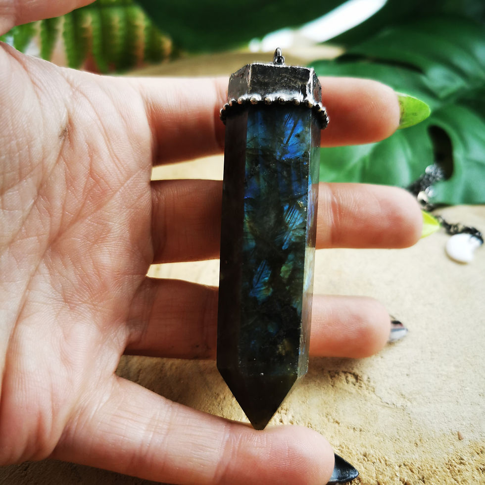Miniaturbild: Lanradorit Obelisk gross