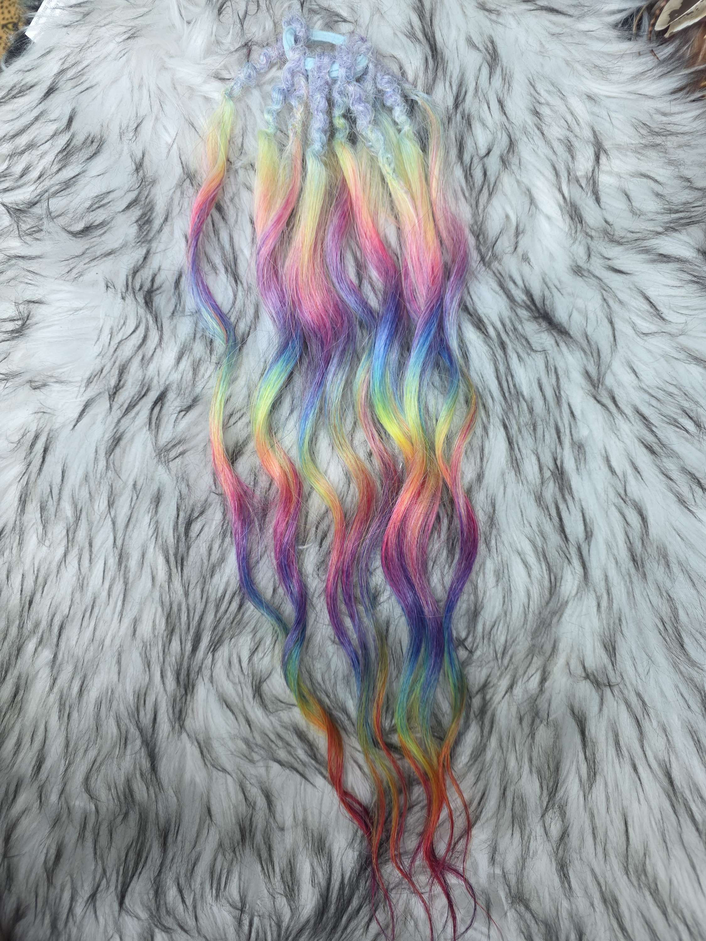 Wave Hair am Haargummi