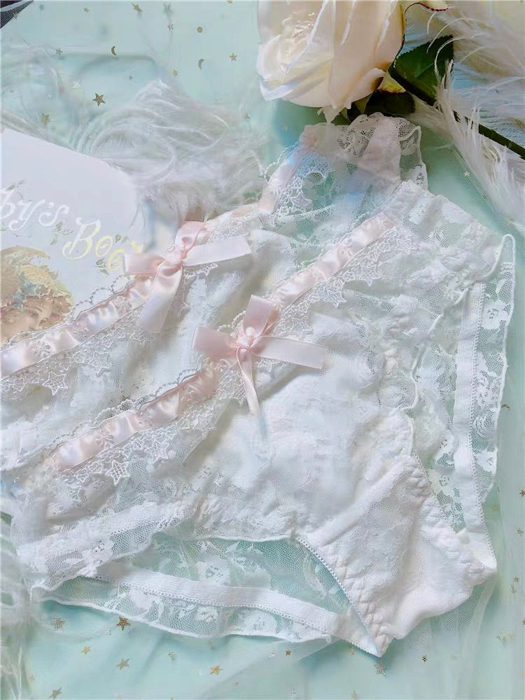 Thumbnail: 𝔗𝔥𝔢 𝔄𝔫𝔤𝔢𝔩𝔰 𝔞𝔫𝔡 𝔱𝔥𝔢 𝔖𝔱𝔞𝔯𝔰