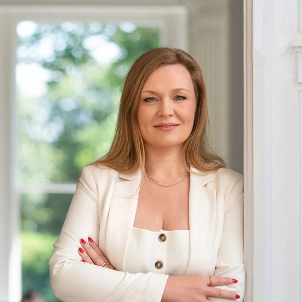Writer: Michelle Ramsay - The Fashion Expert®