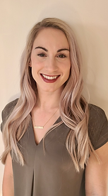 Amanda's Headshot.png