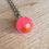 Miniature : Chaîne Argentée, Pendentif Boule en Résine & Breloques Halloween