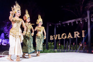 BVLGARI Showcases 'AETERNA' Collection at Bayon Temple, Joined by Cambodia’s First Lady (Video)