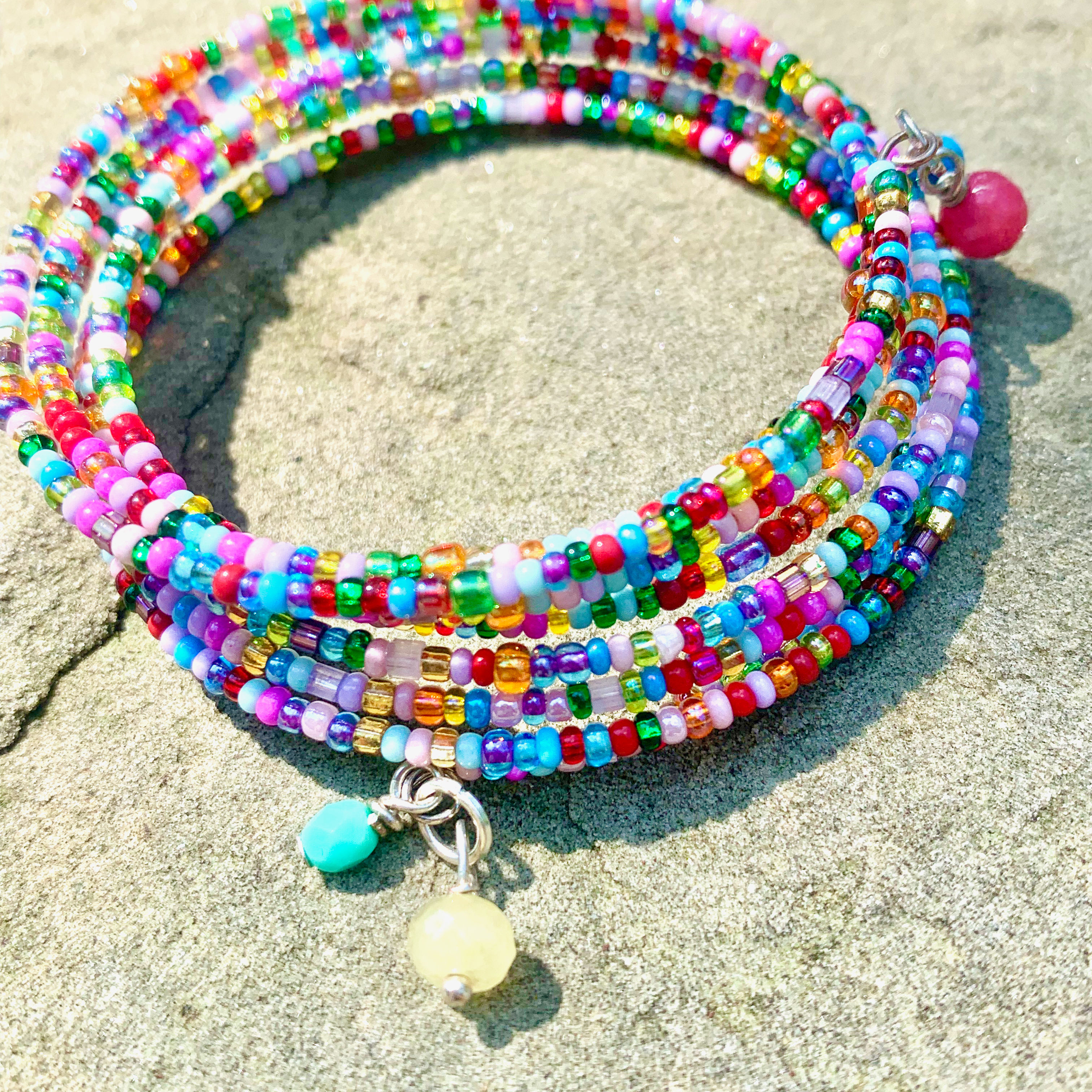 Memory Wire Wrap Bracelet w Assorted Fiesta Seed Beads + Agate Gemstone Charms