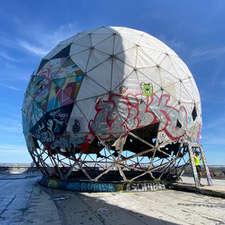 Teufelsberg graffiti and abandoned buildings Berlin