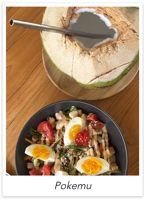 Coconut and healthy food in Pokemu, Gili Islands