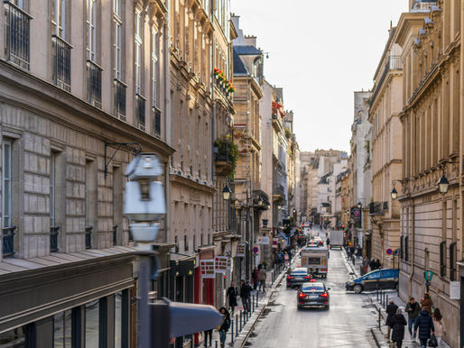 Calle típica del centro de París