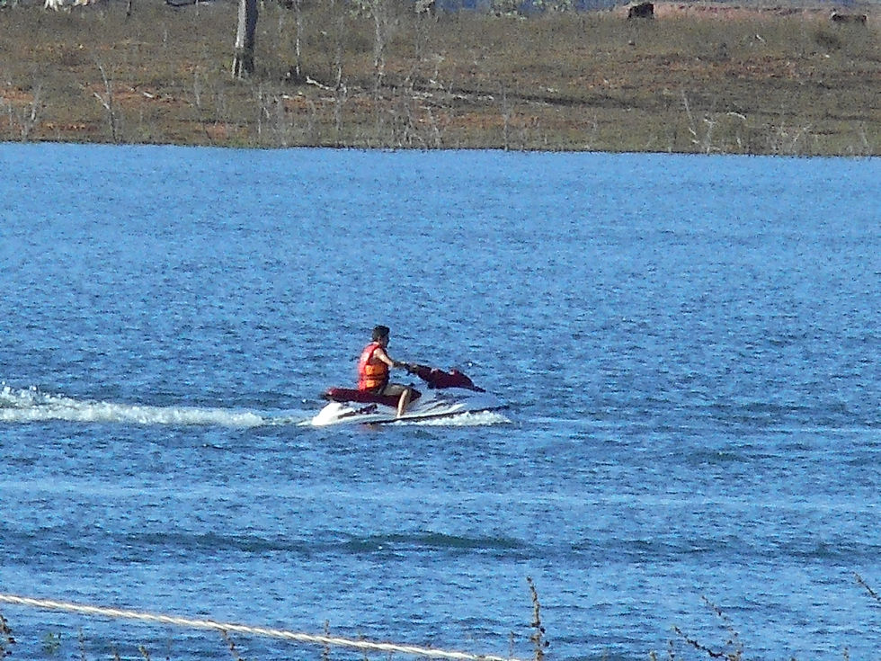 Passeio de JetSki no Lago da UHE em Pedrinópolis