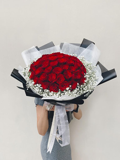 52 Stalks Red Roses